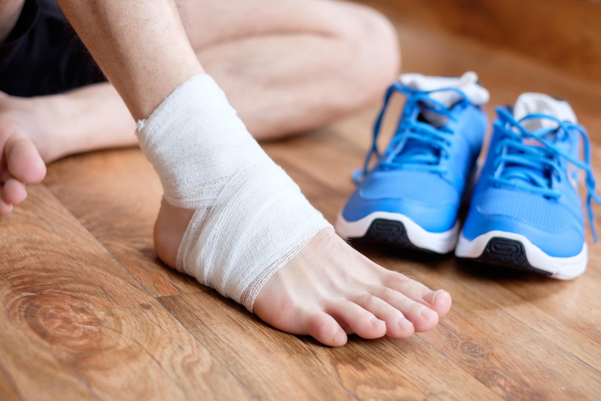 Lật sơ mi cổ chân - Cách phòng tránh và chữa trị