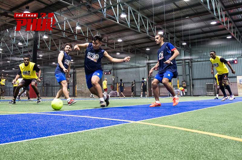Đặc trưng di chuyển liên tục khắp mặt sân nên nhiều người lầm tưởng không có vị trí cố định trong Futsal
